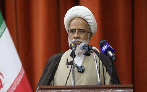 نماینده خامنهای در کرمانشاه: باید نفر به نفری که توسط دشمنان فتح شدهاند را پس بگیریم