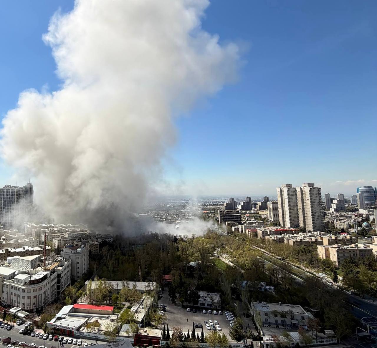 بازتاب پیامدهای جنگ در بافت متراکم شهر تهران در گزارش بلومبرگ