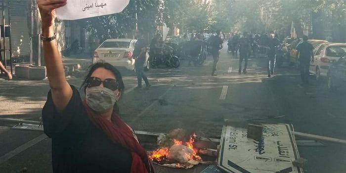 Assault On Schoogirls Sparks Neighborhood Protest In Tehran