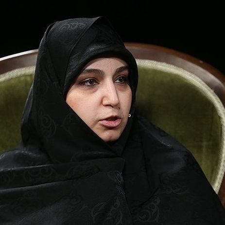 نرجس سلیمانی دختر قاسم سلیمانی و مهدی چمران برای انتخاب شهردار به علیرضا زاکانی رای ندادند