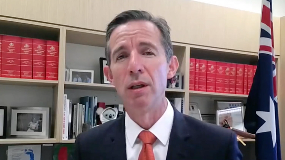 رهبر مخالفان سنای استرالیا: فشارهای استرالیا بر جمهوری اسلامی کم بوده است