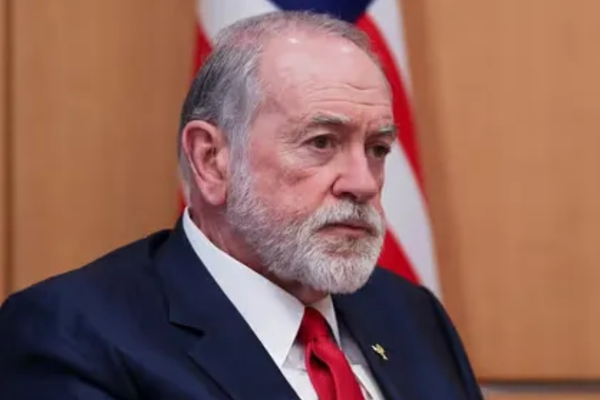 سفير واشنطن بتل أبيب: "كل الخيارات" ضد إيران مطروحة.. وترامب سيفي بوعوده