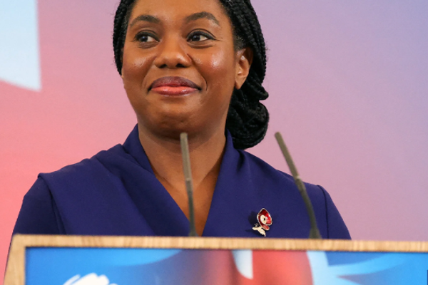 رهبر حزب محافظهکار بریتانیا: ایرانیان معترض چراغ امید جهان هستند