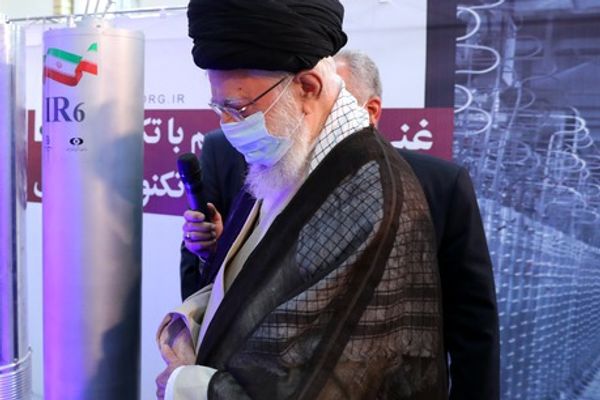 فرنسا: مصير مخزون اليورانيوم الإيراني عالي التخصيب لا يزال مجهولاً