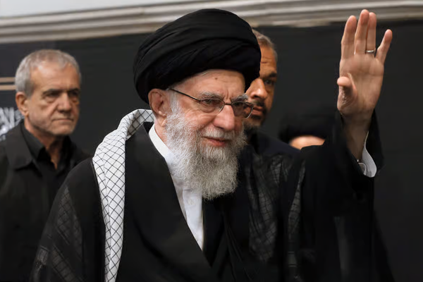 روزنامه حکومتی: خامنهای مثل امام علی بین اعتراض و اغتشاش مرز روشن میگذارد