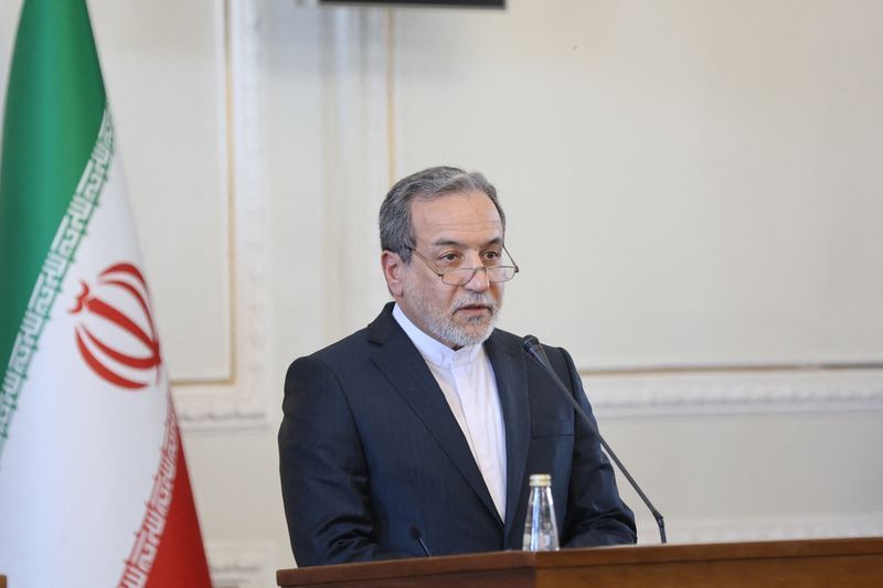 عراقچی: معاون گروسی ۲۰ مرداد به ایران می‌آید، اما همکاری با آژانس آغاز نخواهد شد