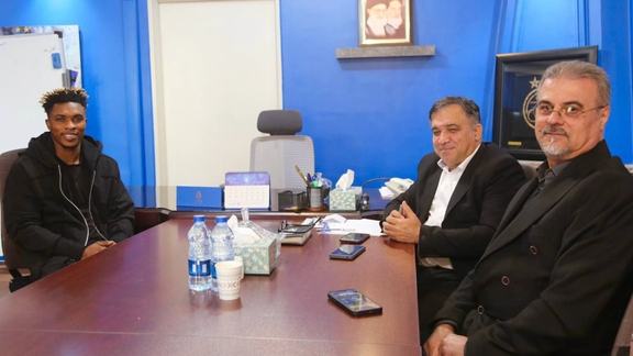 اولین قرارداد تاجرنیا و نظری جویباری؛ جوئل کوجو، مهاجم غنایی-قرقیز به استقلال پیوست