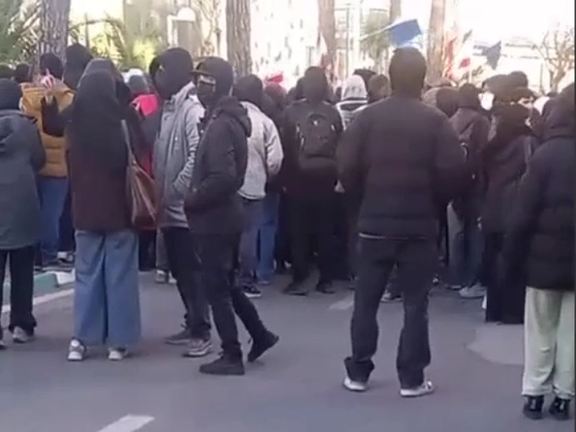 منابع دانشجویی از بازداشت چند ساعته تعدادی دانشجو در تهران خبر دادند