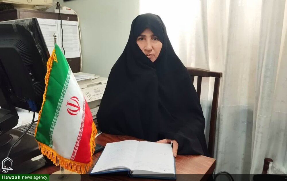مدیر حوزه علمیه: مادران با وضو به بچه شیر بدهند و صلوات بفرستند
