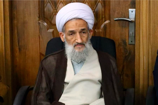 نماینده خامنهای: آمریکا میخواهد سلاح و حکومت را از دستمان بگیرد
