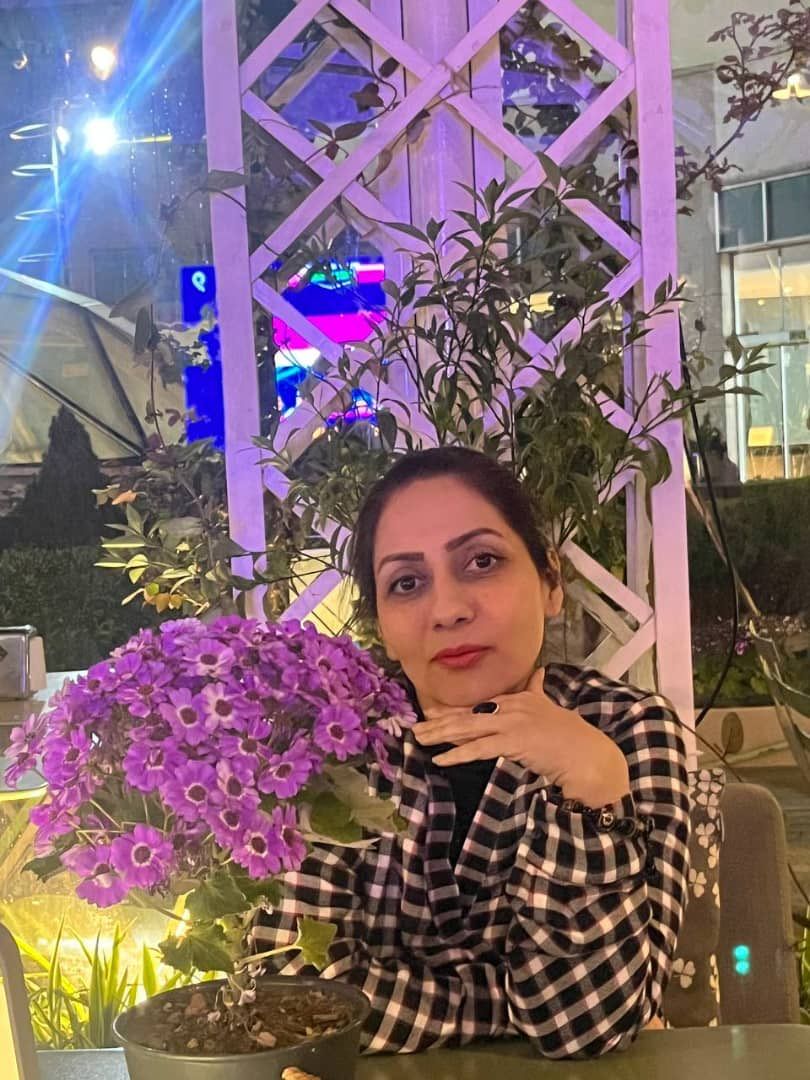 وخامت وضع جسمی نرگس منصوری، زندانی سیاسی خواهان استعفای خامنه‌ای