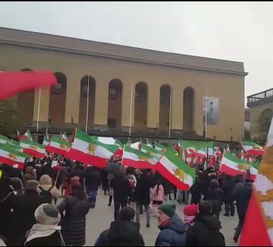 Workers, Students, Diaspora Hold Protests Against Iran Regime