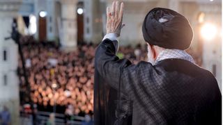 چرا نیمقرن آینده ایران، تکرار ۵۰ سال گذشته نخواهد بود