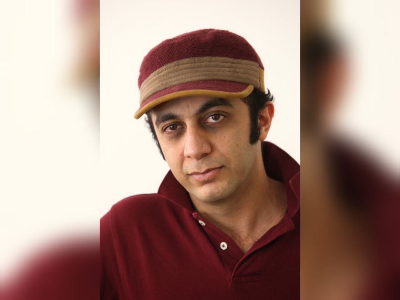 یورش مسلحانه نیروهای امنیتی به خانه علی احمدزاده، فیملساز مستقل، و ضبط وسایل شخصی او