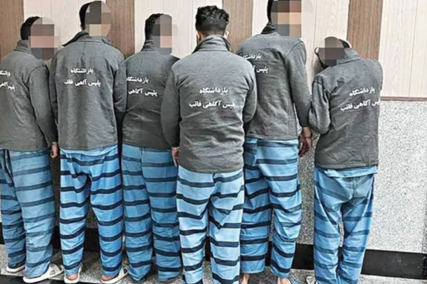 ضحية قادت الشرطة إليها.. القبض على عصابة في طهران "تعتدي على النساء أمام أعين أزواجهن"