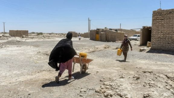 خبرگزاری ایسنا از قطعی طولانی مدت آب در شهرستان خاش گزارش داد