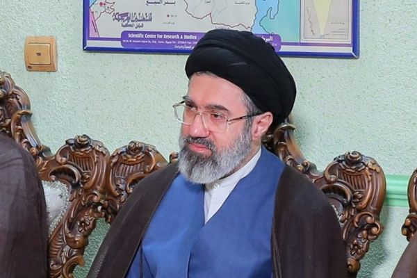 معمای مجتبی؛ جستوجوها برای یافتن نشانههایی از رهبر جدید ایران
