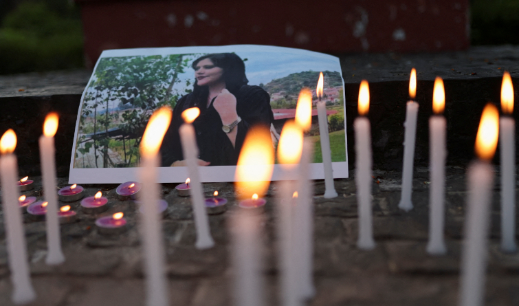 شماری از اعضای جمهوری‌خواه کنگره از بایدن خواستند فورا قانون مهسا را اجرا کند