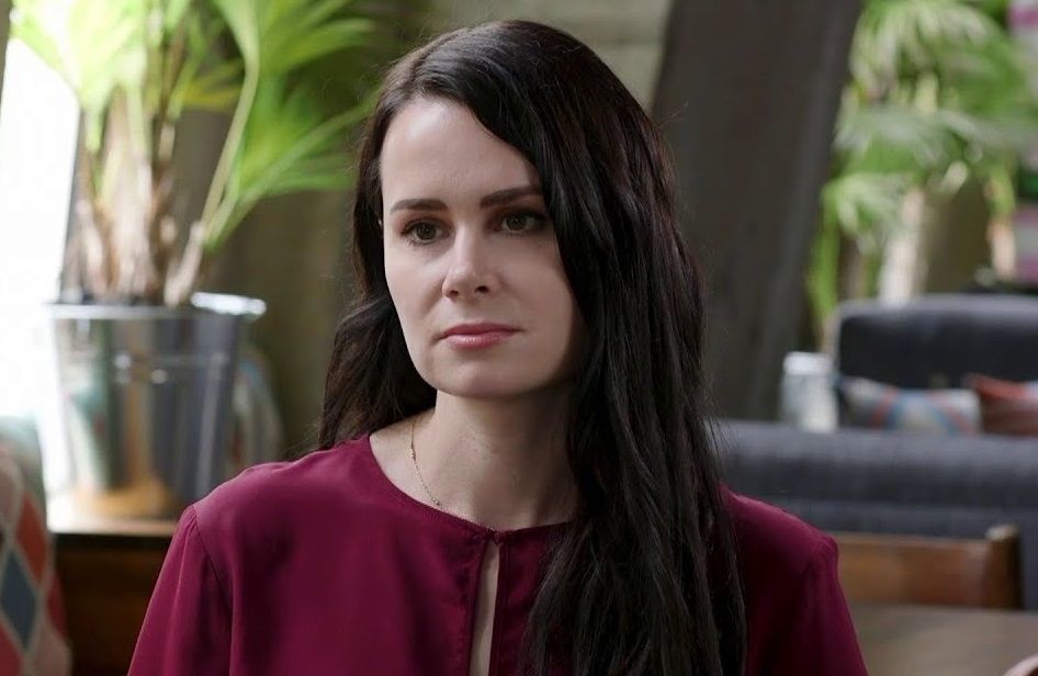 زندانی سابق استرالیایی در ایران، به سناتور کشورش: این چرند چیست که درباره زنان ایران گفتی؟