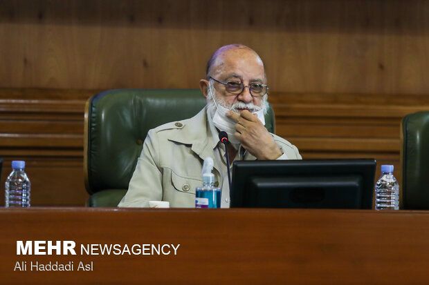 رییس شورای شهر تهران: وزیر نیرو گفته چون آب نیست دو سال در تهران ساختمان نسازند