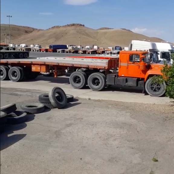 بیانیه چند نهاد دانشجویی: مبارزه کامیونداران خواستههای عمومی را نمایندگی میکند