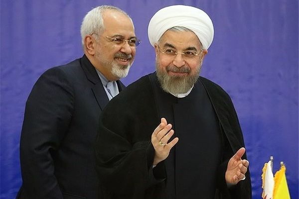 صحيفة "كيهان": تصريحات روحاني وظريف حول روسيا جزء من "مشروع غربي بأدوات داخلية"