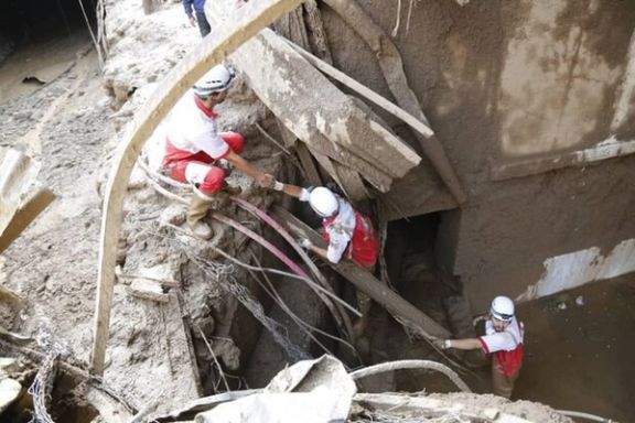 هلال احمر: تعداد جانباختگان سیلاب «امامزاده داوود» تهران به چهار نفر رسیده است