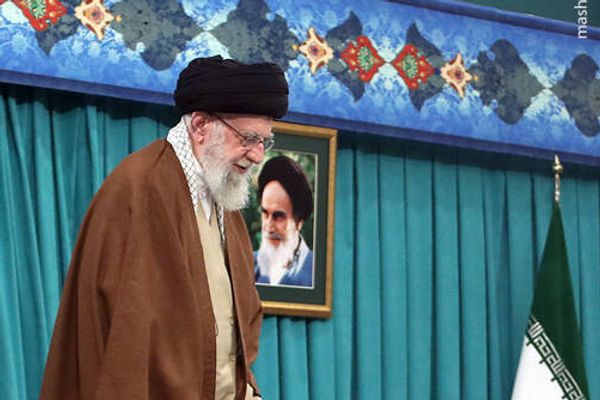 خامنهای: شنیدن ترانه زنان که با هوش مصنوعی تولید شده برای مردها حرام است