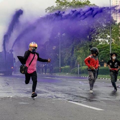 تظاهرات ضددولتی بانکوک در اعتراض به شیوه مدیریت کرونا