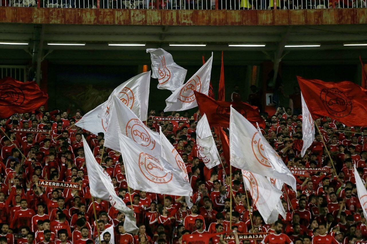 در پی فحاشی هواداران؛ بازی‌های تراکتور در جام حذفی و دیدار با پرسپولیس، بدون تماشاگر شد