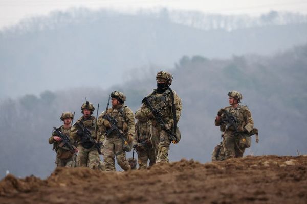 واشینگتنپست: پنتاگون خود را برای عملیات زمینی چند هفتهای در ایران آماده میکند
