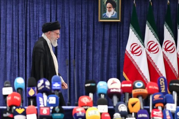 خامنهای و ناتوانی در باور «نه» بزرگ مردم به انتخابات جمهوری اسلامی
