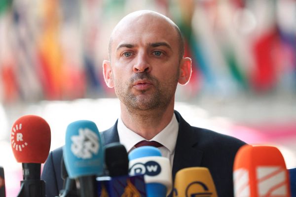 فرنسا: "آلية الزناد" ستُفعّل بنهاية أغسطس في حال عدم التوصل إلى اتفاق مع إيران