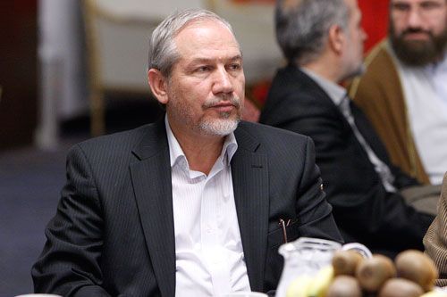 مستشار خامنئي: بعض الدول العربية التزمت الصمت خلال حرب الـ12 يوماً