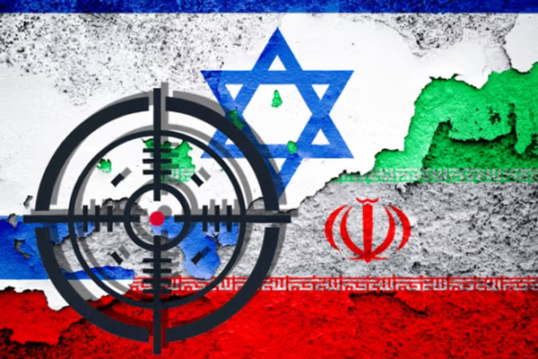 نائب وزير خارجية إيران ينفي تصريحاته بشأن "الاحتمال الكبير" لاندلاع حرب جديدة مع إسرائيل