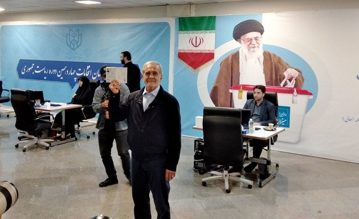 پزشکیان، همتی دوم