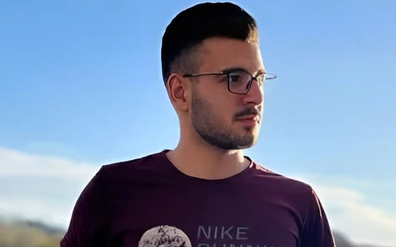 وکیل دانشجوی محکوم به اعدام: دیوان عالی کشور حتی درخواست اعاده دادرسی ۸ صفحهای را نخواند