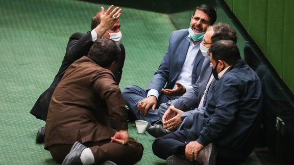 اسماعیل کوثری نماینده تهران: حقوق نمایندگان ۱۸ میلیون تومان است