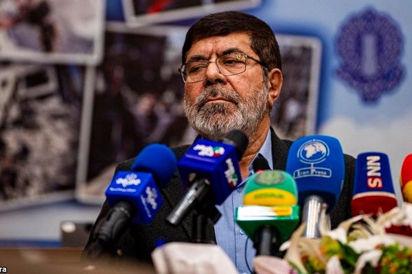 رییس مرکز اسناد و تحقیقات جنگ: زنان محجبه دارای تخصص، مایه افتخار نظام هستند