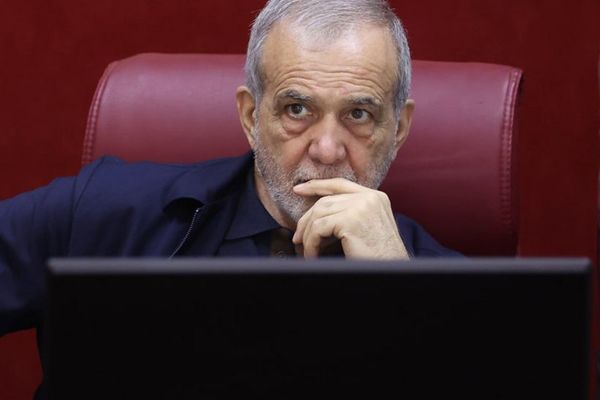 الرئيس الإيراني: لاعتبارات "وطنية وأمنية" لا نملك إمكانية كشف بعض الحقائق