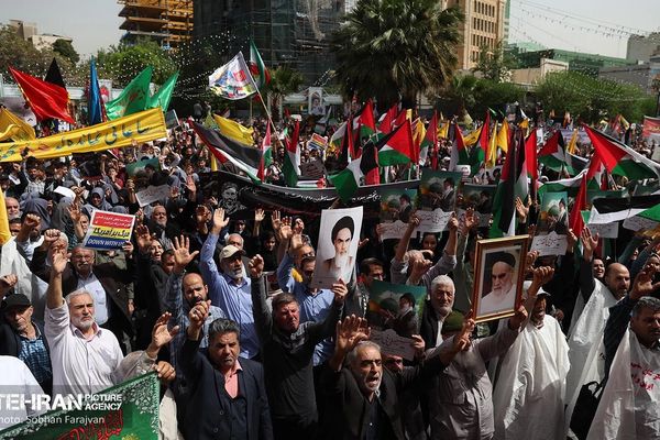 صحيفة إيرانية بارزة: عملية "طوفان الأقصى" كانت خطأ