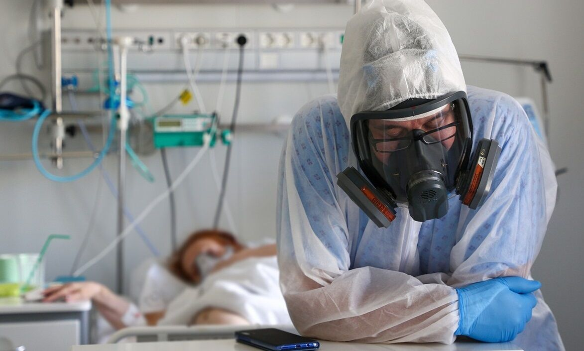 هشدار وزیر بهداشت ایران درباره شیوع موج ششم کرونا