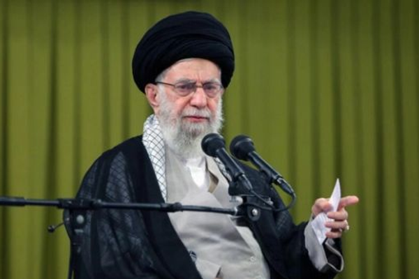 رسانه خامنهای مردم را به «جنایت و تروریسم» متهم کرد