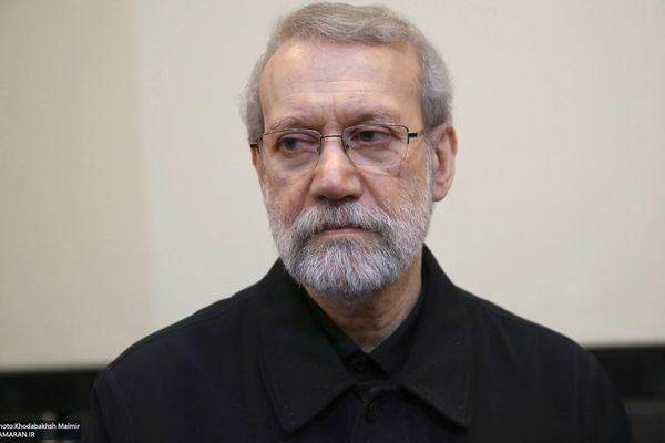 رییسجمهور سابق لبنان در واکنش به سفر لاریجانی خواستار توضیح درباره مواضع تهران شد