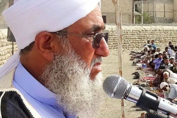 بعد اتهامه بـ"العمل ضد الأمن القومي".. تجمعات احتجاجية في إيران على اعتقال إمام سني