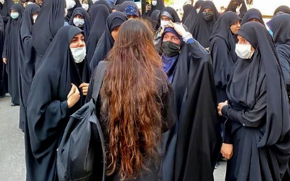 خبرگزاری وابسته به سپاه: منظورشان از انقلاب زنانه حضور عریان زنان در جامعه است