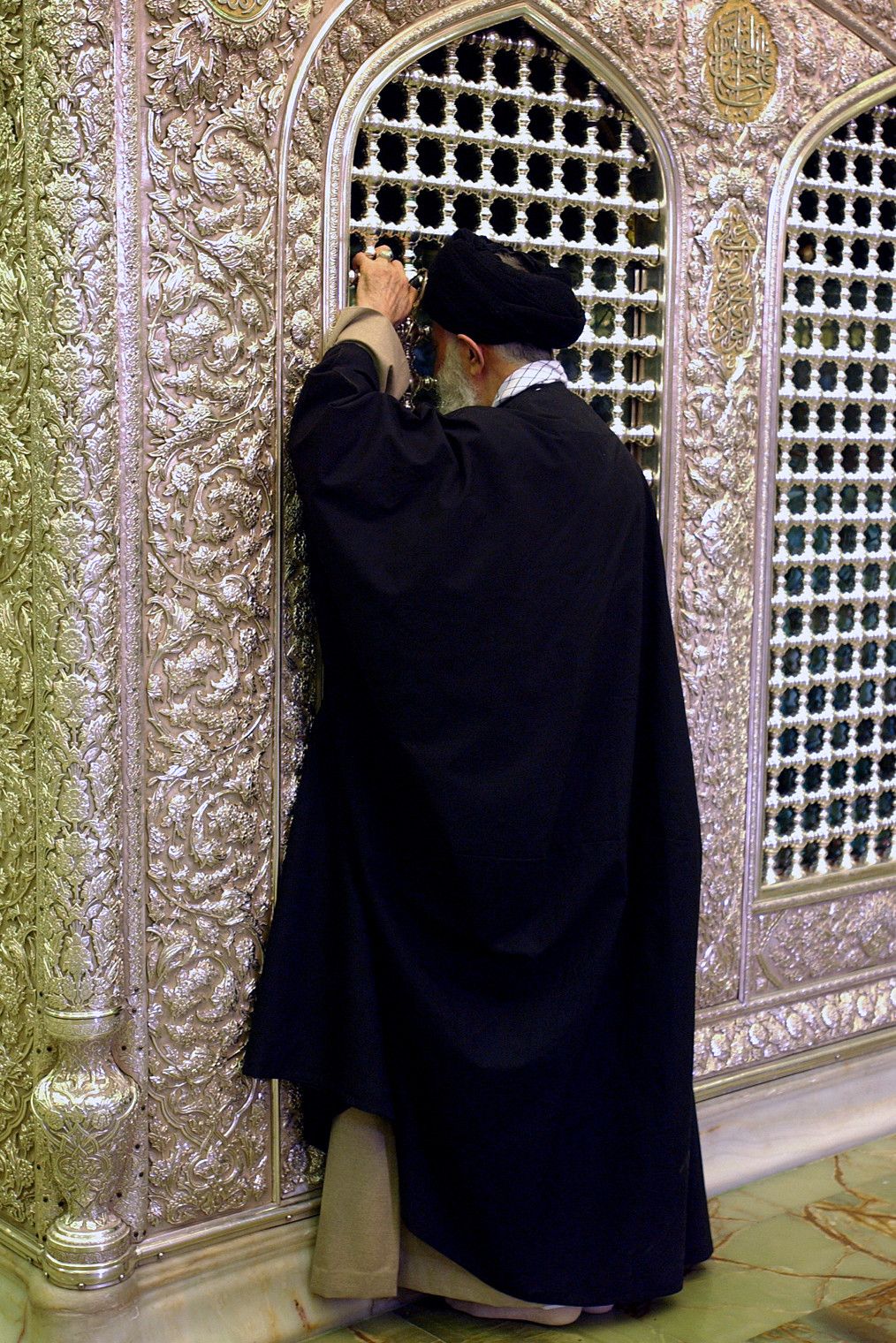 نیویورک‌تایمز: خامنه‌ای از ترس مرگ سه جانشین برای خود معرفی کرده است