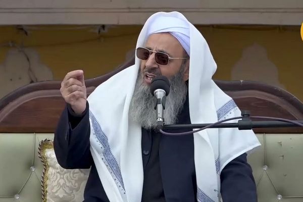 Sunni Cleric In Iran Asserts His Anti-Islamist Worldview