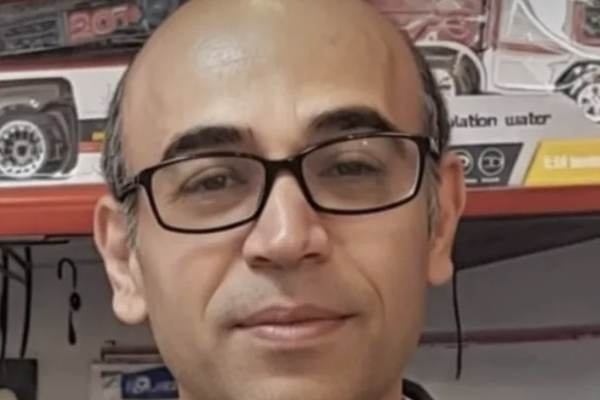 مجید بیانی، در گلشهر کرج با اصابت گلوله به ناحیه شکم کشته شد