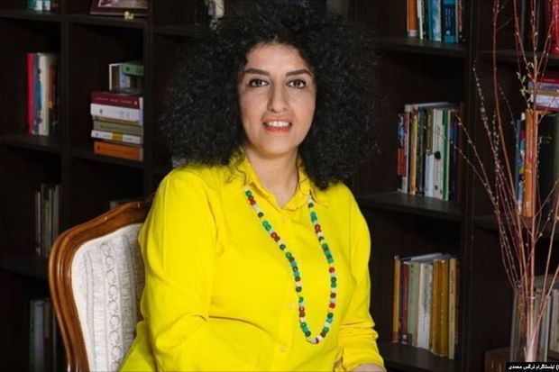 الناشطة الإيرانية السجينة نرجس محمدي تفوز بجائزة نوبل للسلام 